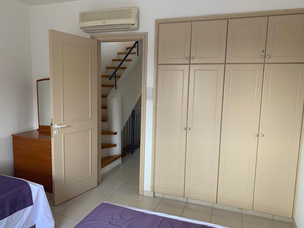 Regina Gardens - Spacious 3 Bed, 2 Bath Maisonette * Paphos