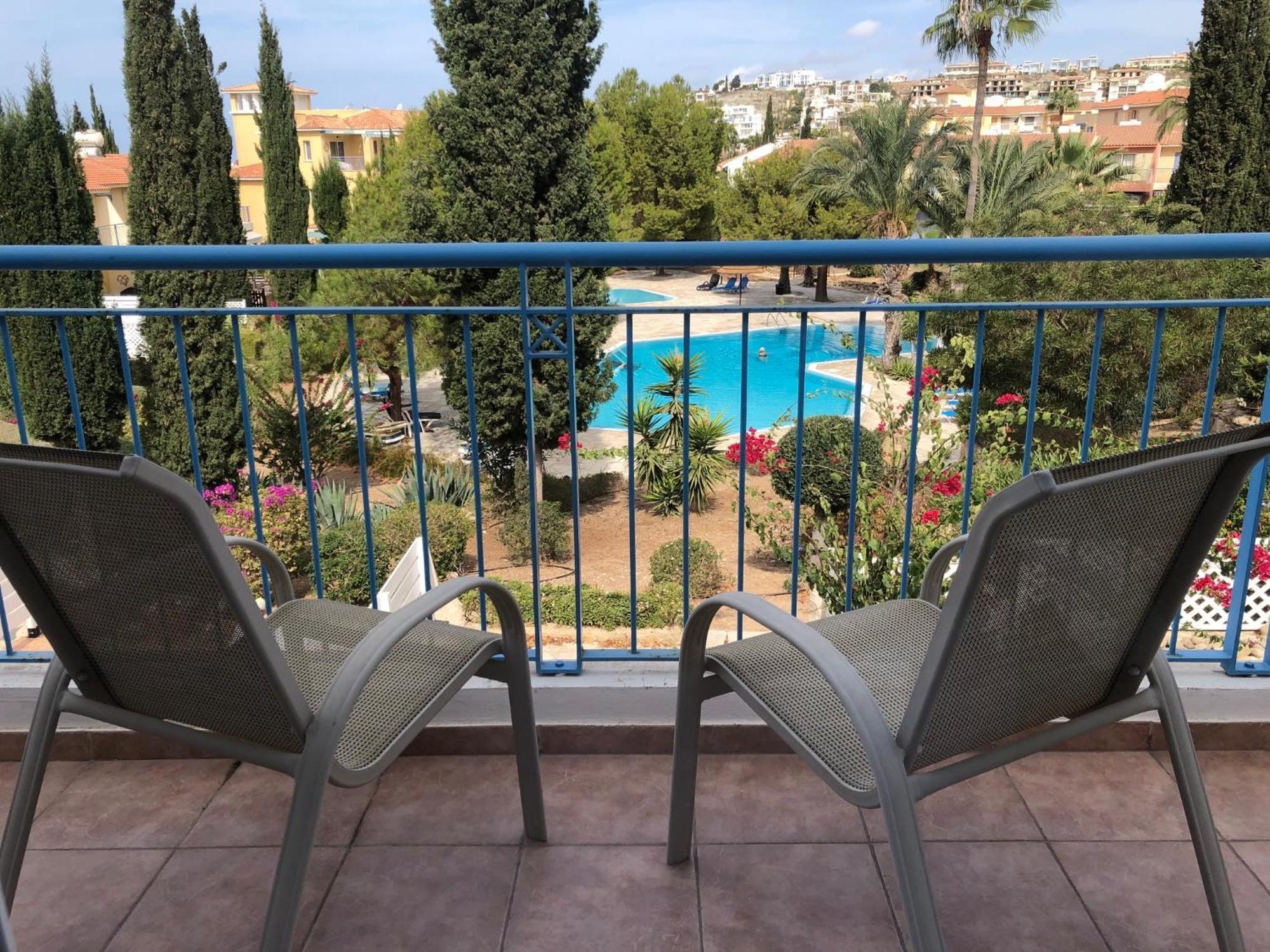 Regina Gardens - Spacious 3 Bed, 2 Bath Maisonette Holiday home